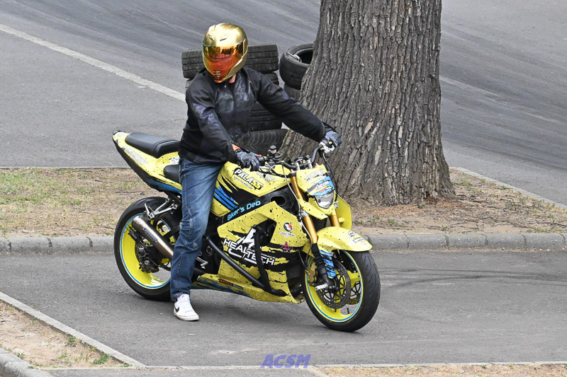 ACM_2136